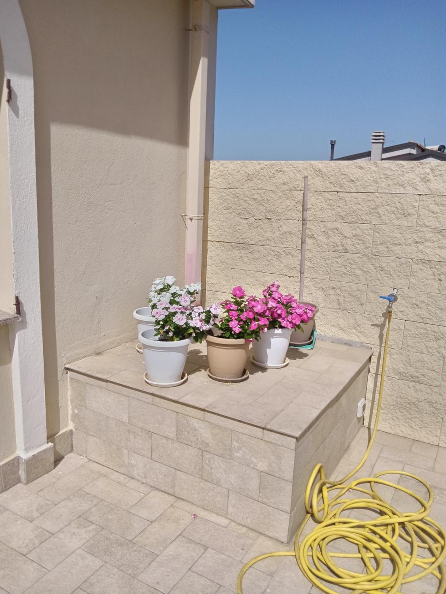 Luminoso Appartamento Con Terrazza......C.U......Q2483 Sinnai Luaran gambar